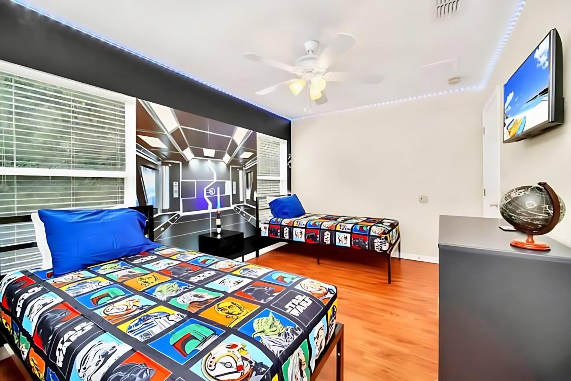 Ferienhaus 6br Near - With Private Pool Hot Tub And Games *