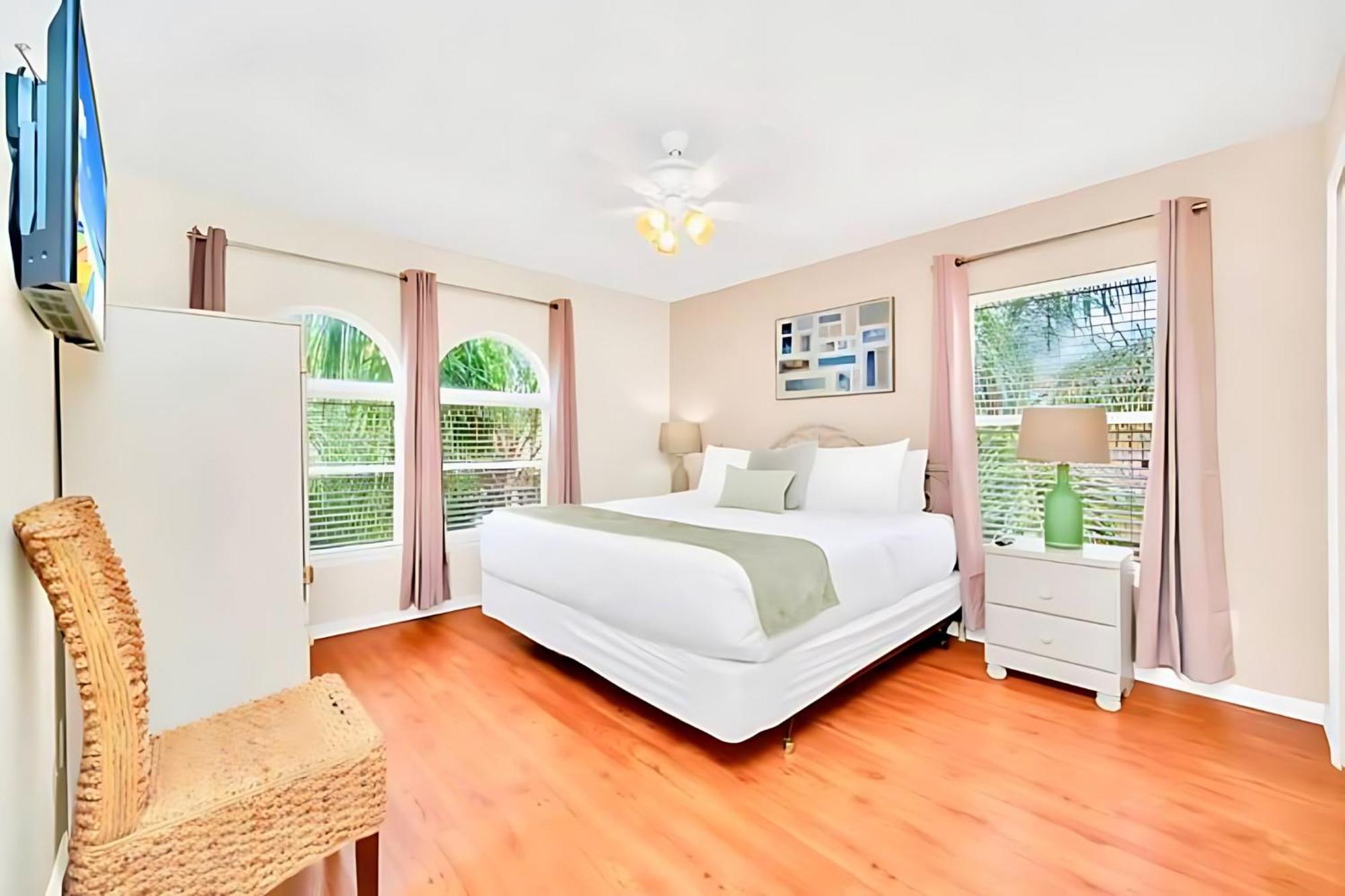 Ferienhaus 6br Near - With Private Pool Hot Tub And Games