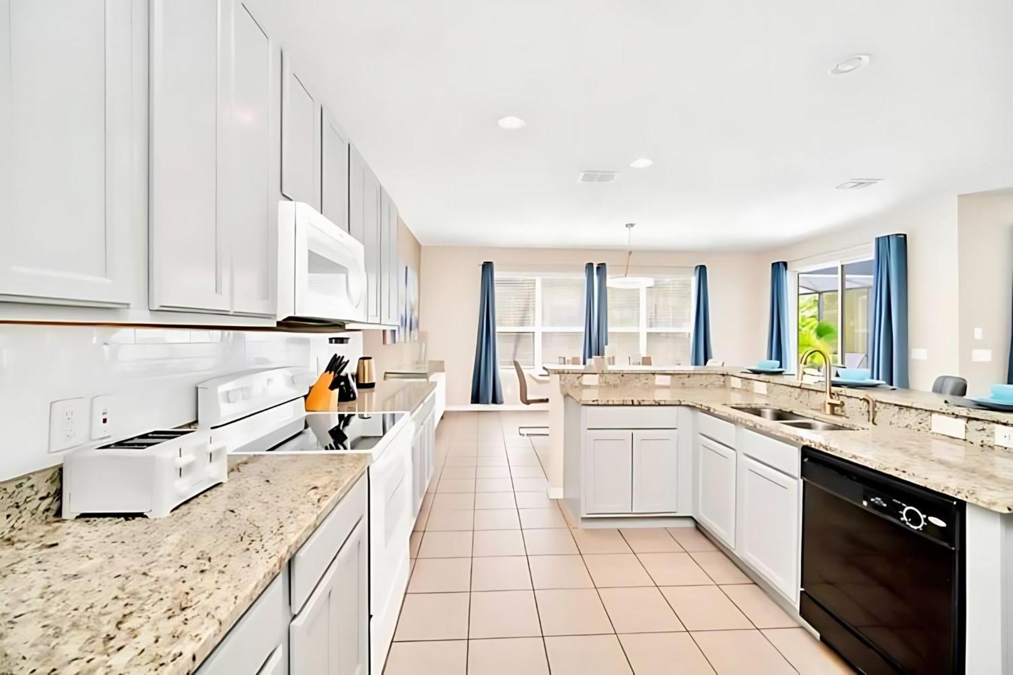 Ferienhaus 6br Near - With Private Pool Hot Tub And Games *